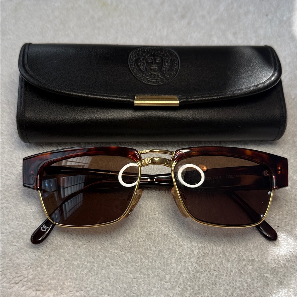 Versace Unisex Medusa Tortoise Shell/Gold Sunglasses with Medusa Black Case